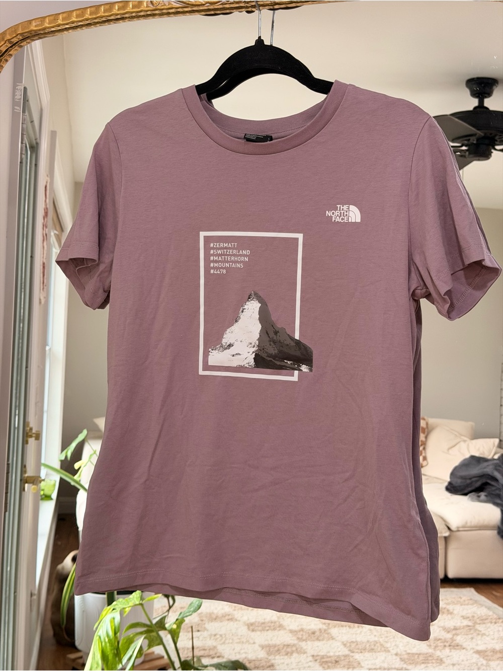 The North Face Zermatt Matterhorn Graphic Tee Women’s Size L